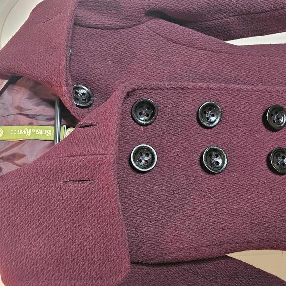 Soi & Kyo Women's Burgundy Peacoat - Picture 3 of 7
